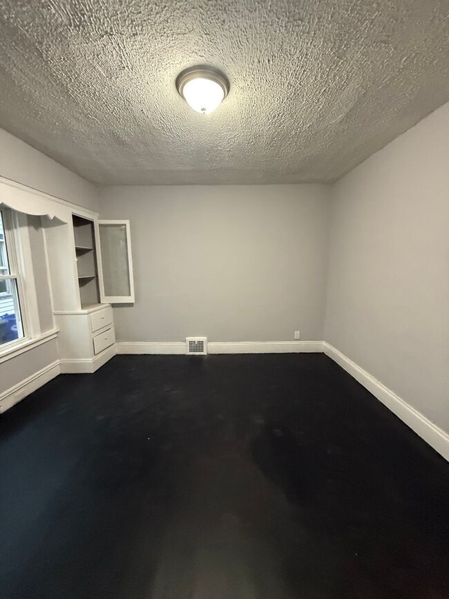 Foto del edificio - 18906 Ironwood Ave