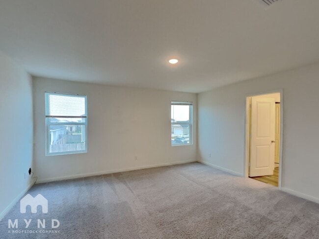 Foto del edificio - 14462 Palm Ridge