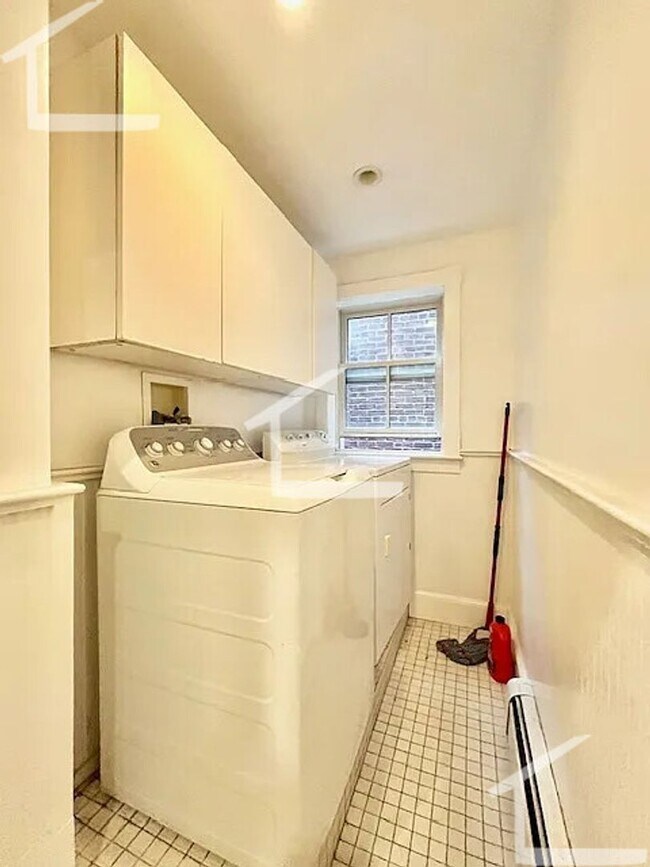 Foto del edificio - 6-Bed 3-Bath Apartment in Mission Hill