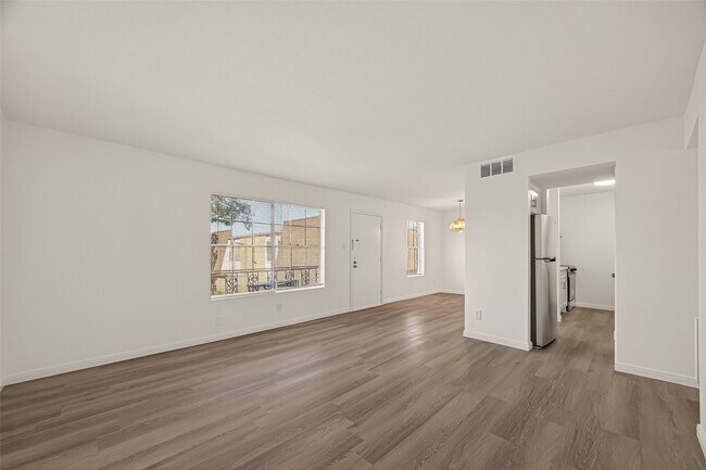 Foto del edificio - 5550 N Braeswood Blvd