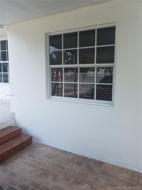 Foto del edificio - 714 SW 25th Rd