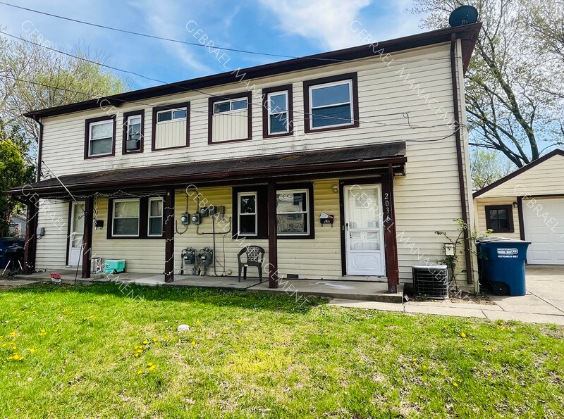 Primary Photo - 2036 Dryden St