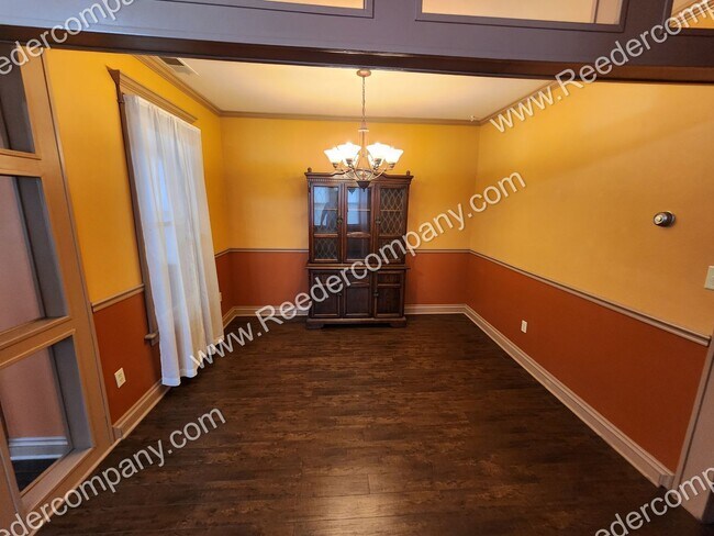Building Photo - 3919 Alder St