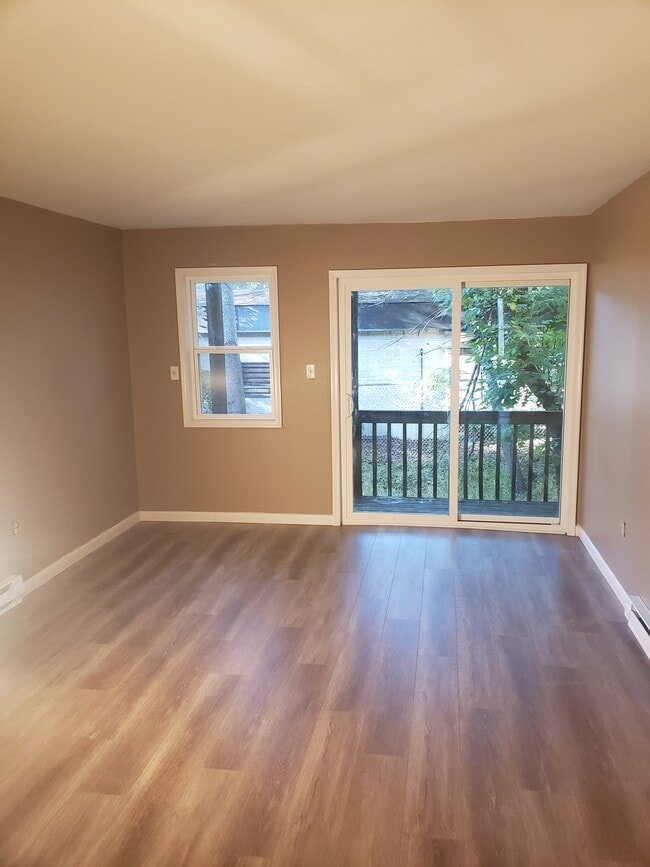 Building Photo - 27 Doris Drive