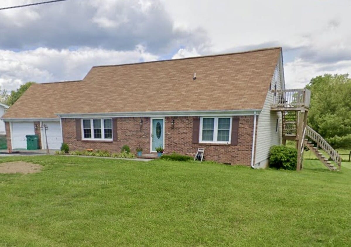 Primary Photo - ?Bristol Gem: Modern 3-Bed House in Prime ...