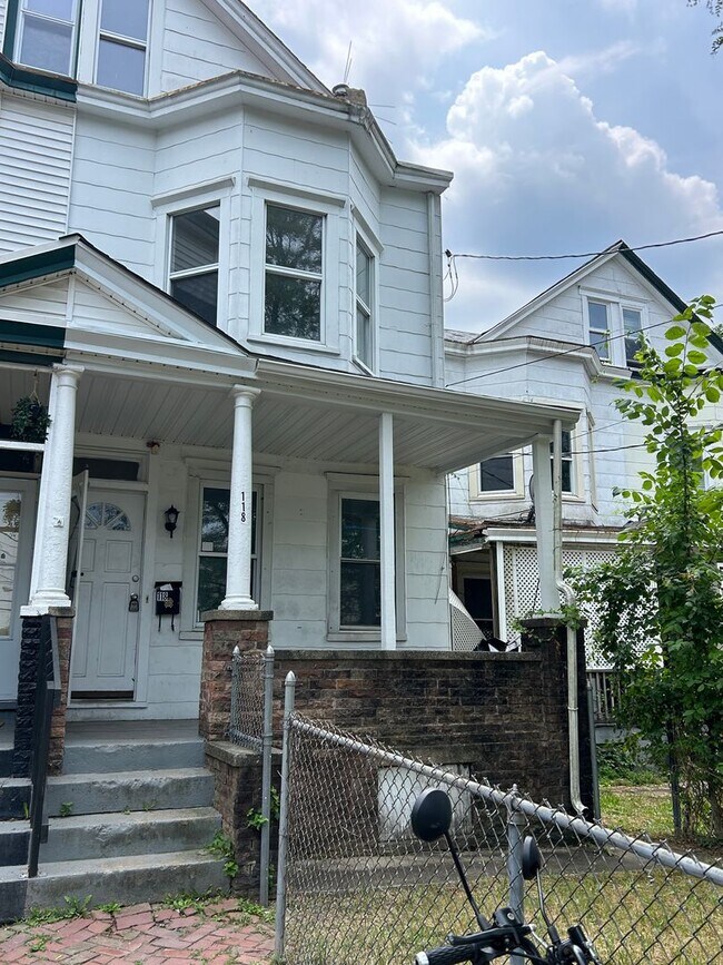 Foto del edificio - 118 N Overbrook Ave