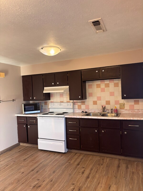 Foto principal - 406 S Maxwell St