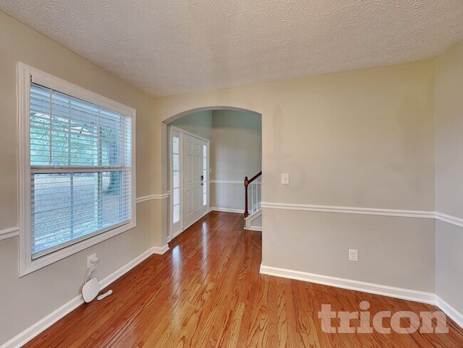 Foto del edificio - 202 Larson Ln