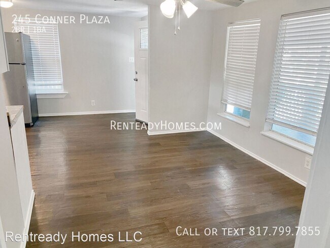 Foto del edificio - 2 br, 1 bath House - 245 Conner Plaza