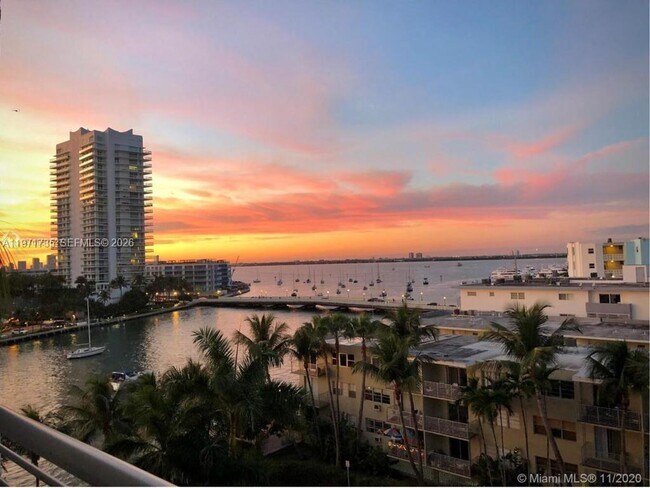 Foto del edificio - 1450 Lincoln Rd