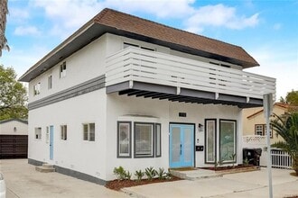 Building Photo - 1110 Mira Mar Ave