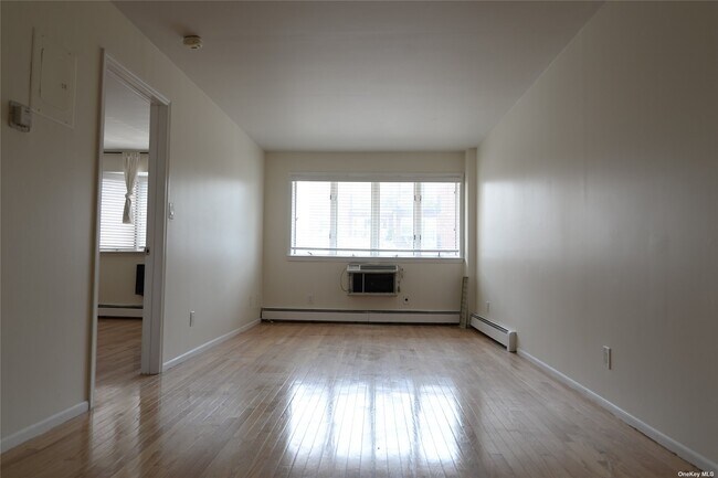 Building Photo - 46-12 161 St