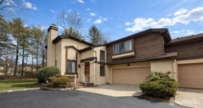 Foto del edificio - 470 Sayre Dr