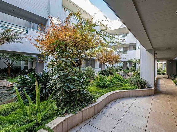 Building Photo - 740 Promontory Point Ln