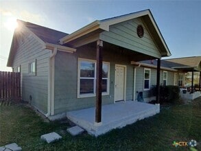 Building Photo - 701 Horace Howard Dr