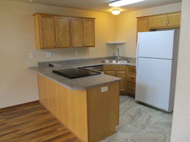 Foto del edificio - 1660 NE Foothill Blvd