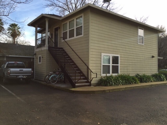 Foto del edificio - 333 Oak St