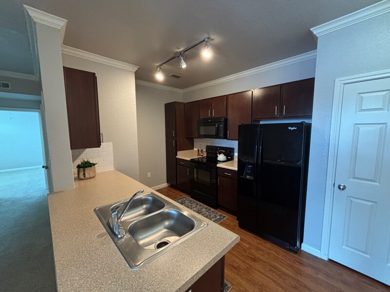 Foto principal - 1811 Medical Pkwy