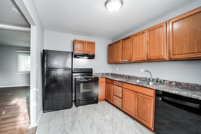 Foto del edificio - 1408 Lillian Ln
