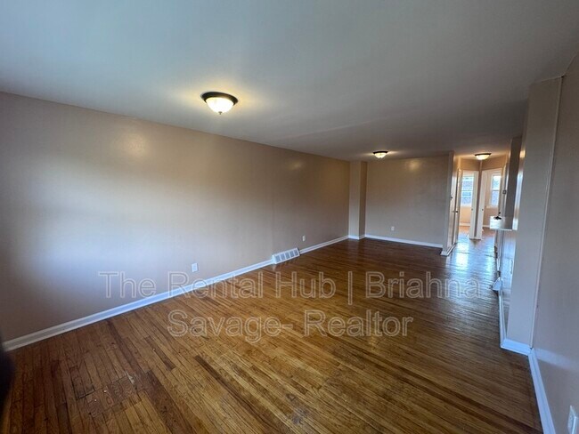 Foto del edificio - 12508 Knights Rd