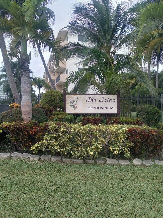 Building Photo - 201 180th Dr
