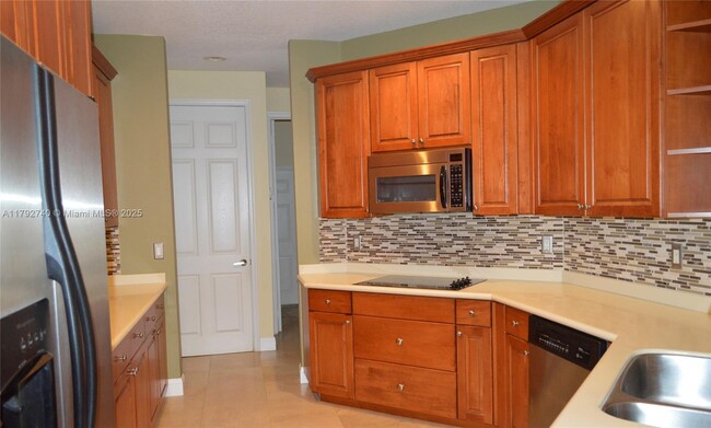 Foto del edificio - 2812 Center Ct Dr