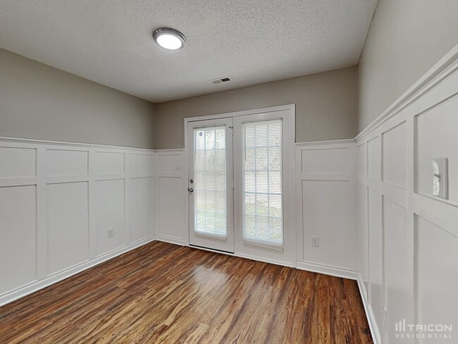 Building Photo - 8623 Treyburn Dr