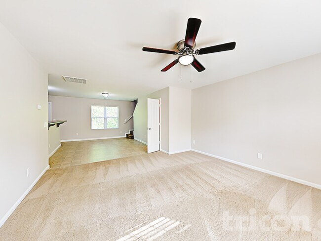 Building Photo - 4915 Magnasco Ln