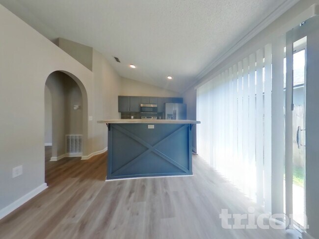 Foto del edificio - 3402 Talisman Drive