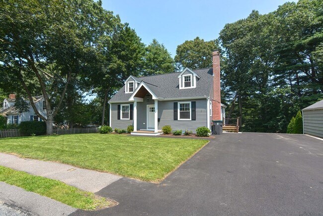 Building Photo - 13 MacArthur Rd