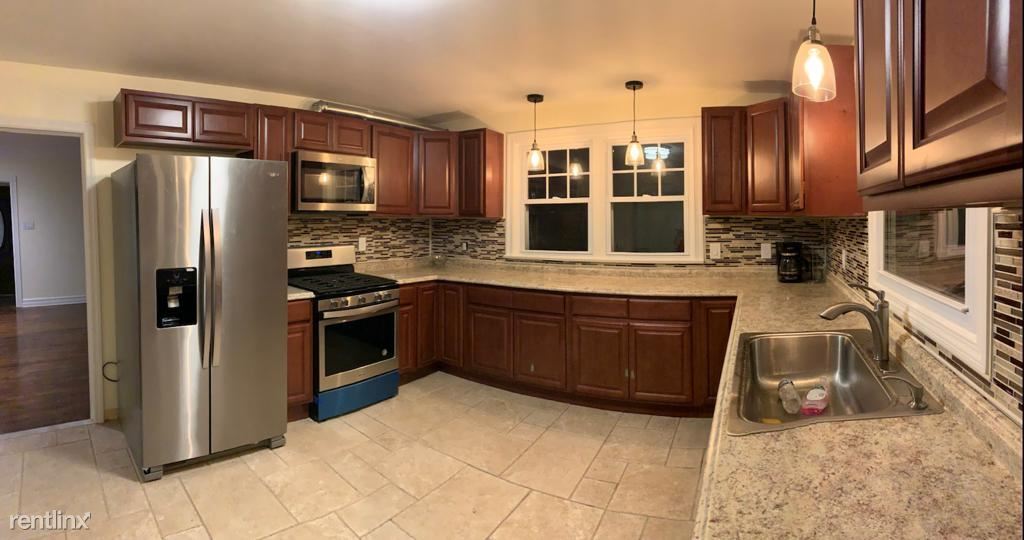 Foto principal - 4 br, 1.5 bath House - 121 Frambes Ave