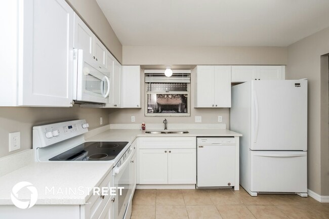 Building Photo - 1512 Eagle Ave NW