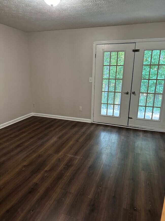 Building Photo - 4524 Golf Vista Cir