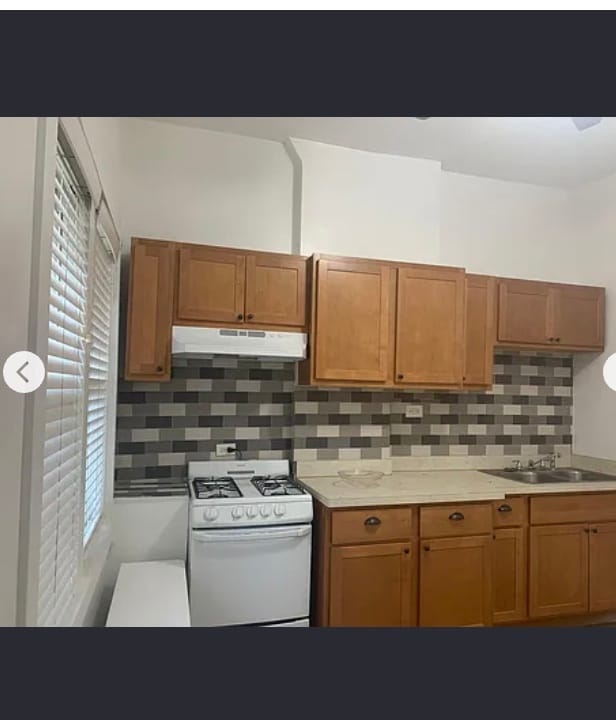 Foto del edificio - 2930 W Polk St