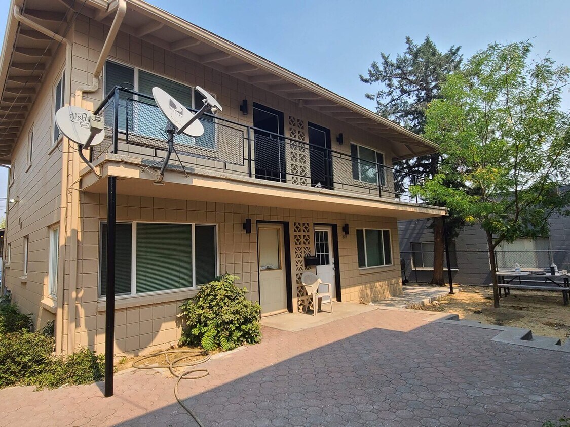 809 Ryland St Unit 1, Reno, NV 89502 Room for Rent in Reno, NV