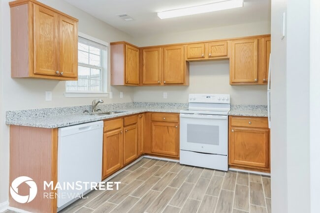 Building Photo - 312 Harris Ave