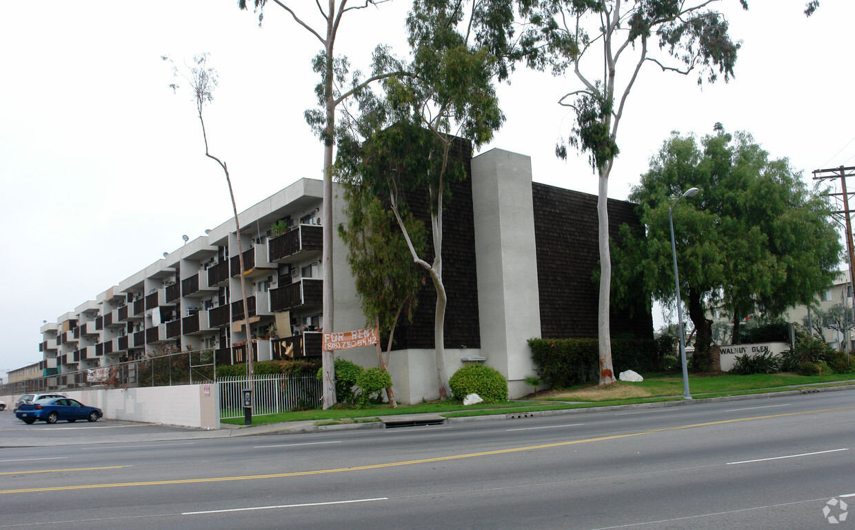 Foto del edificio - Walnut Glen Apartments