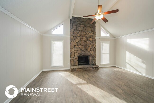 Building Photo - 3378 Hallshire Dr