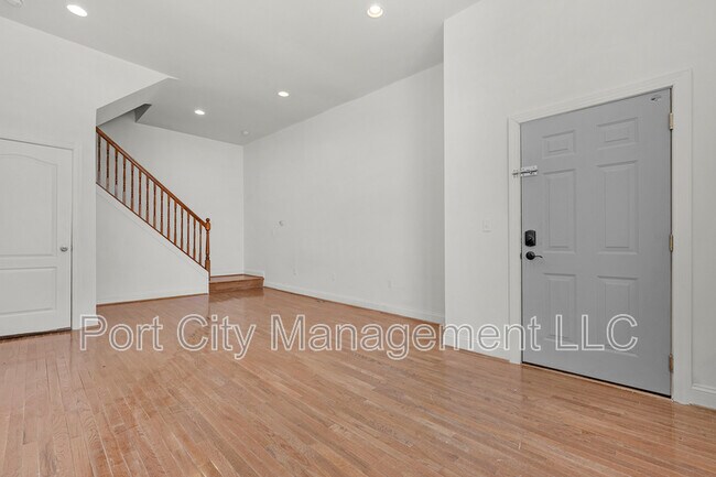 Building Photo - 1614 McCulloh St