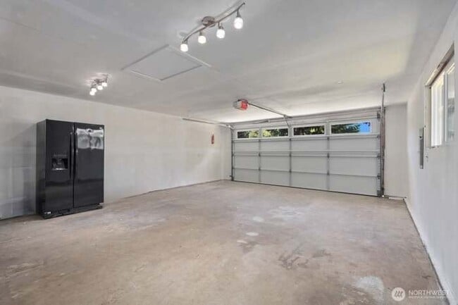 Building Photo - 6708 161st St Ct E
