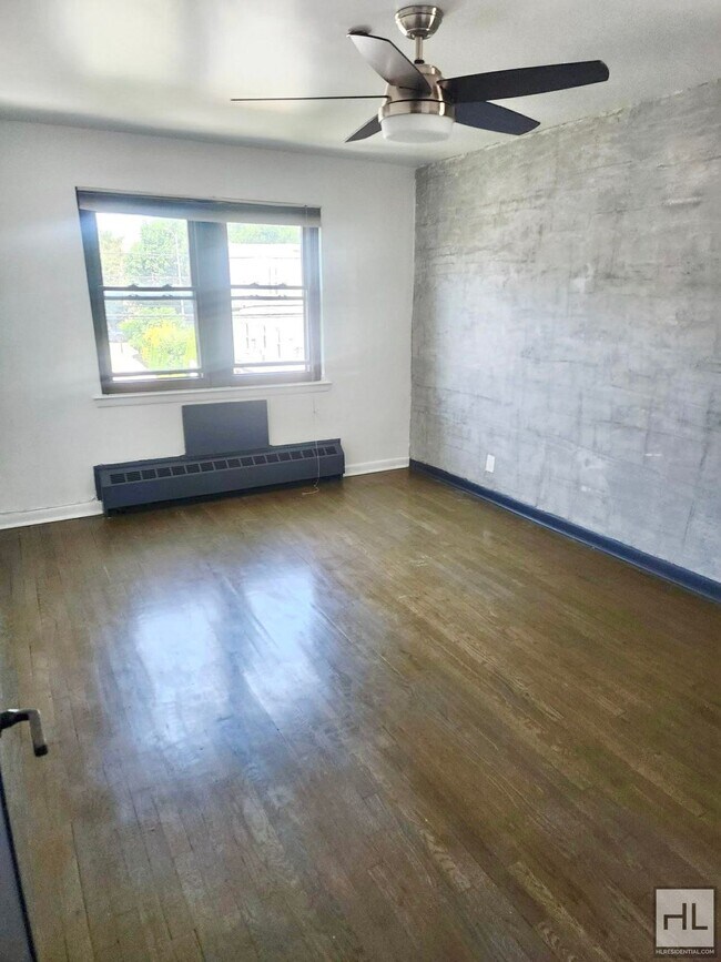 Foto del edificio - 44 STREET