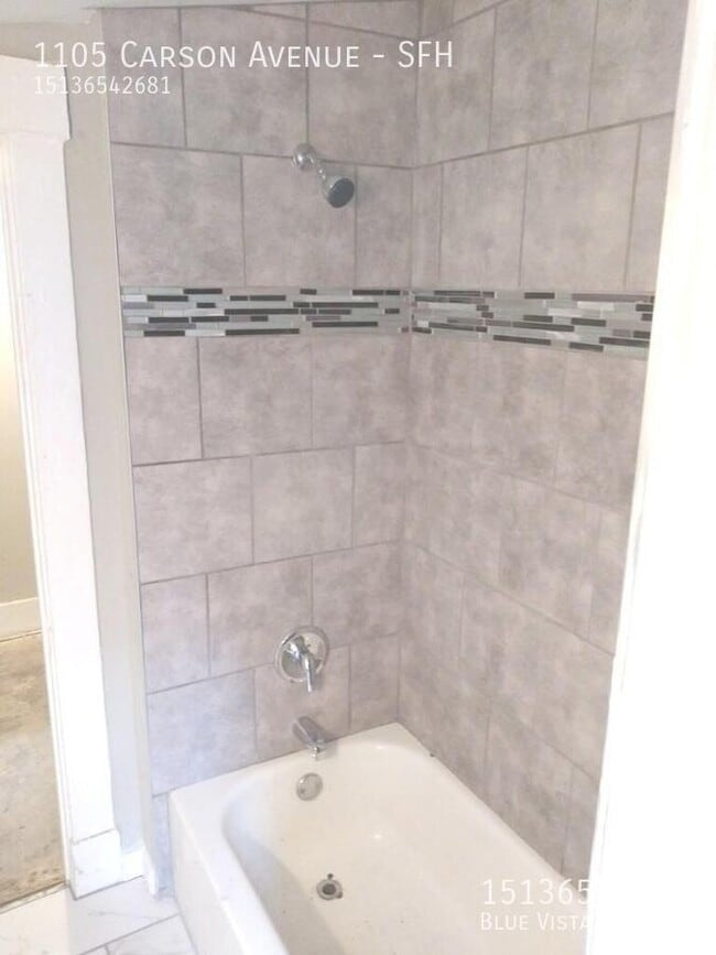 Photo - 1105 Carson Ave House