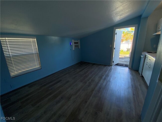 Building Photo - 1746 Pacific Ave