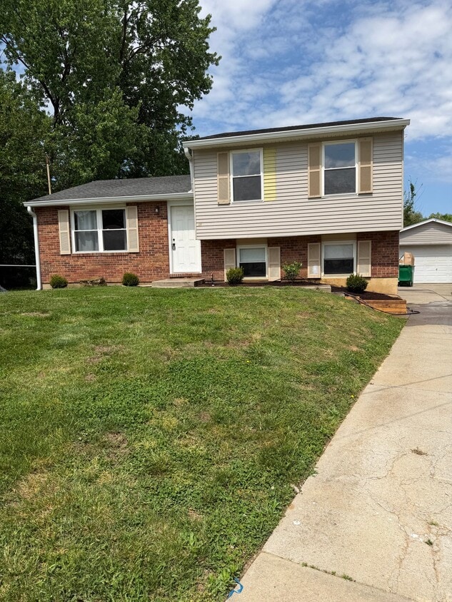 Photo - 132 Saguaro Ct (Louisville, KY)