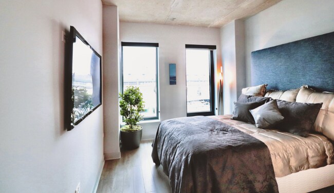Foto del edificio - 1001 W Addison St