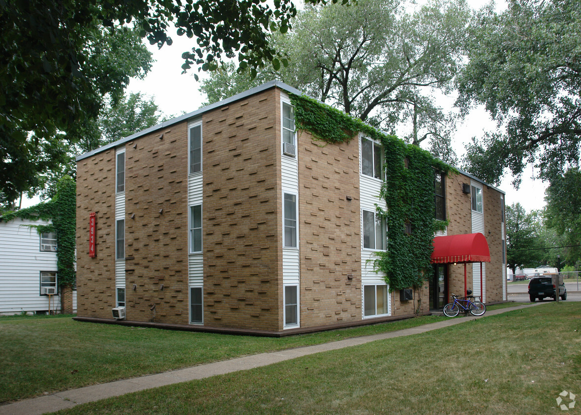 Building Photo - 3934 1st Ave S