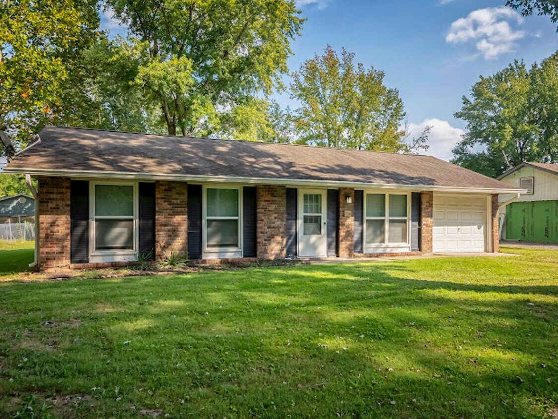Foto principal - Nice Ranch Style Home
