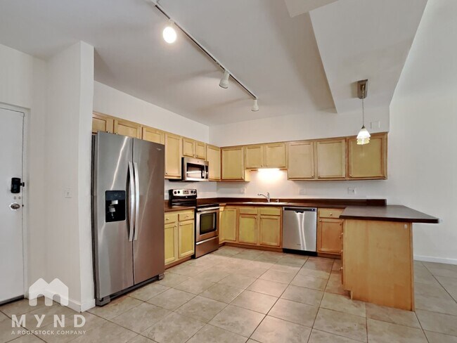 Foto del edificio - 355 E Thomas Rd