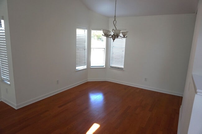Building Photo - 22116 Richford Dr