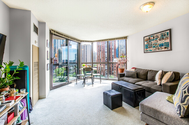Foto del edificio - 33 W Delaware Pl